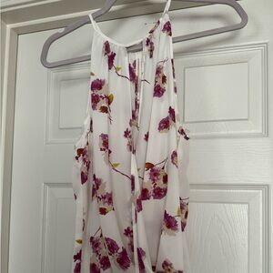 Summer is not over yet! Floral wrap tank